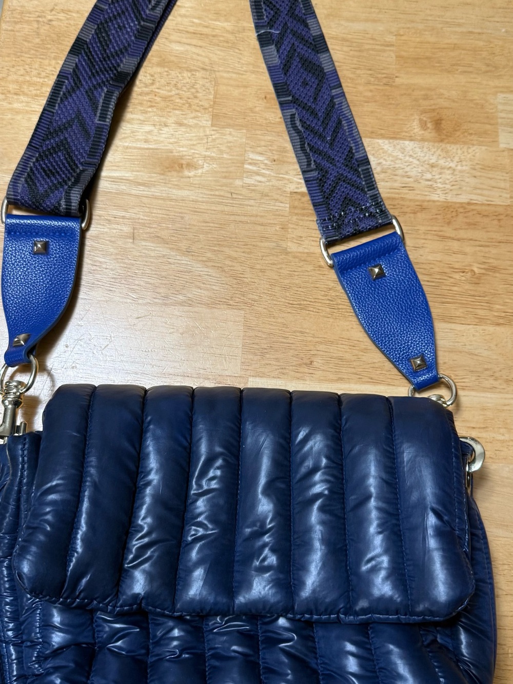 Think Roylin Quilted Navy Crossbody Bag with Adjustable Strap - Picture 2 of 7